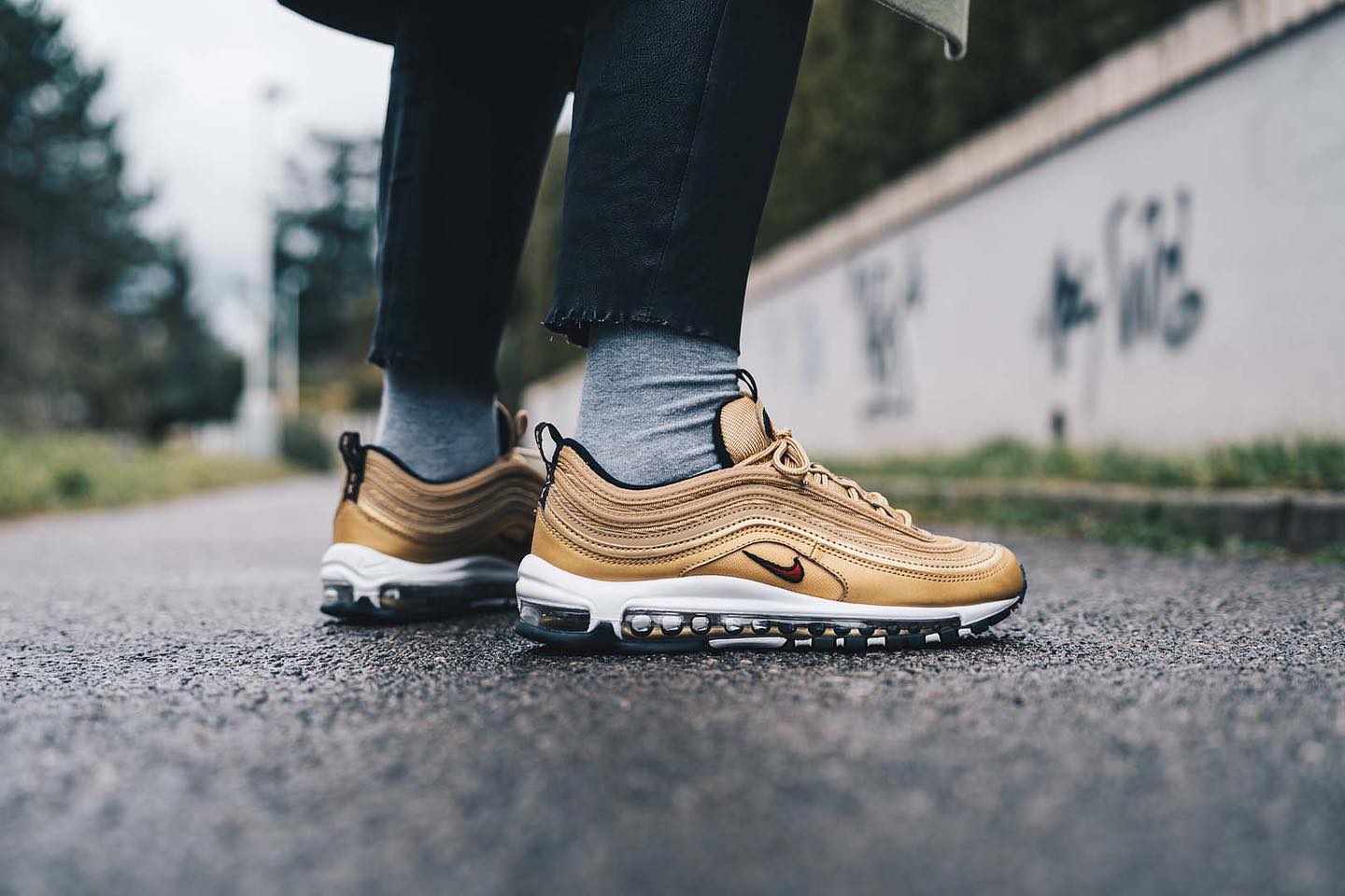 Nike Air Max 97 Gold Bullet
