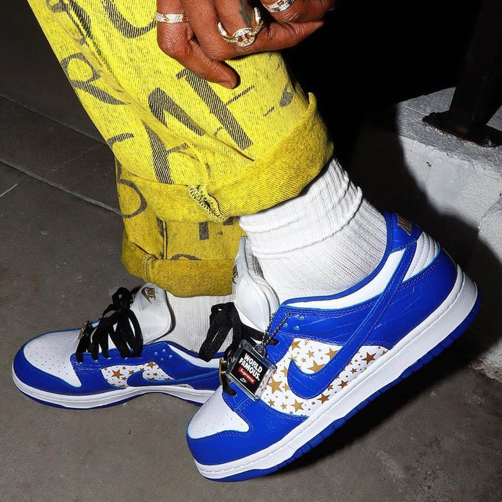 Nike SB Dunk Low Supreme Stars Hyper Royal