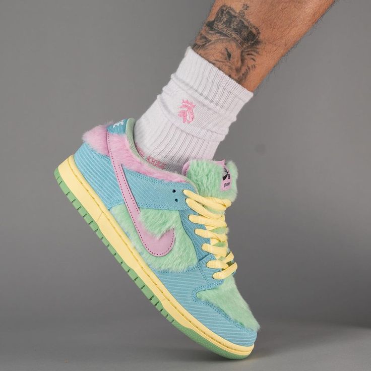 Nike SB Dunk Low Visty x VERDY
