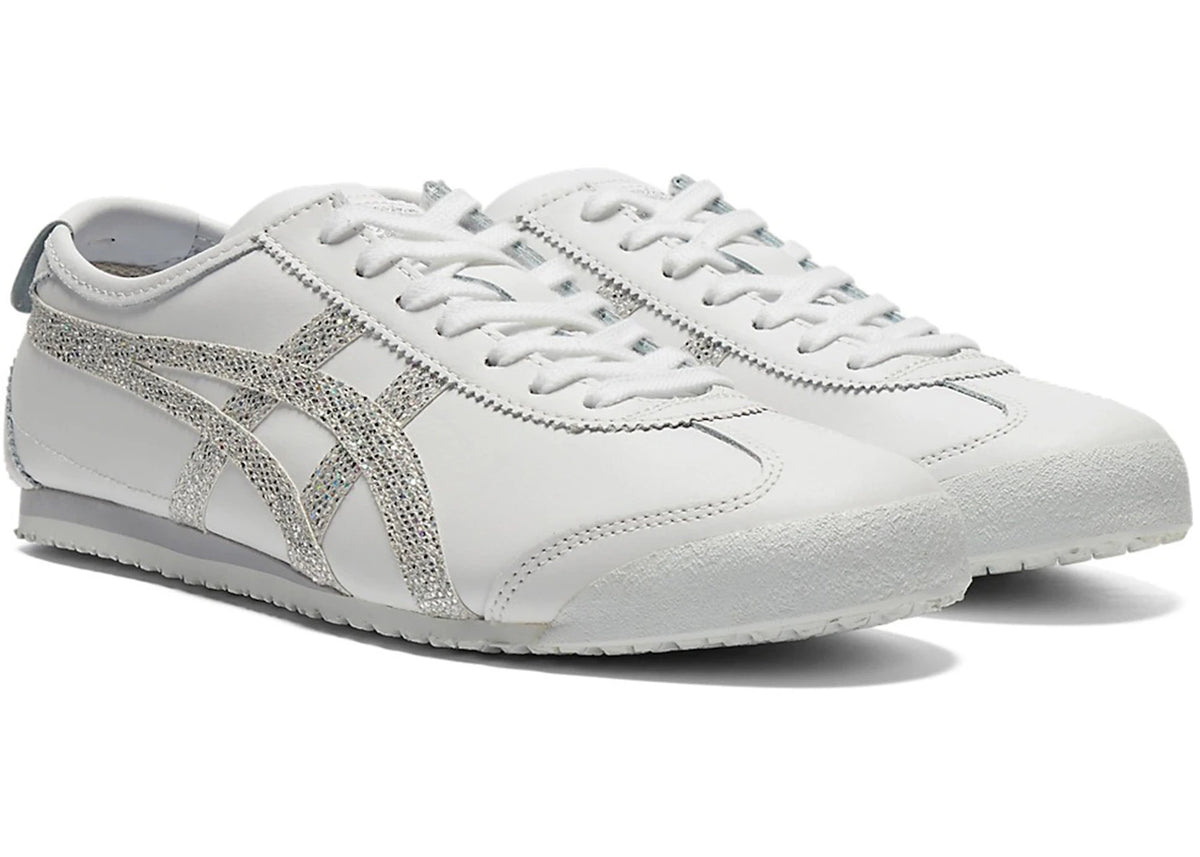 Onitsuka Tiger Mexico 66 Candy Glitter Series White Pure Silver, vooraanzicht met vetersluiting en glittermaterialen