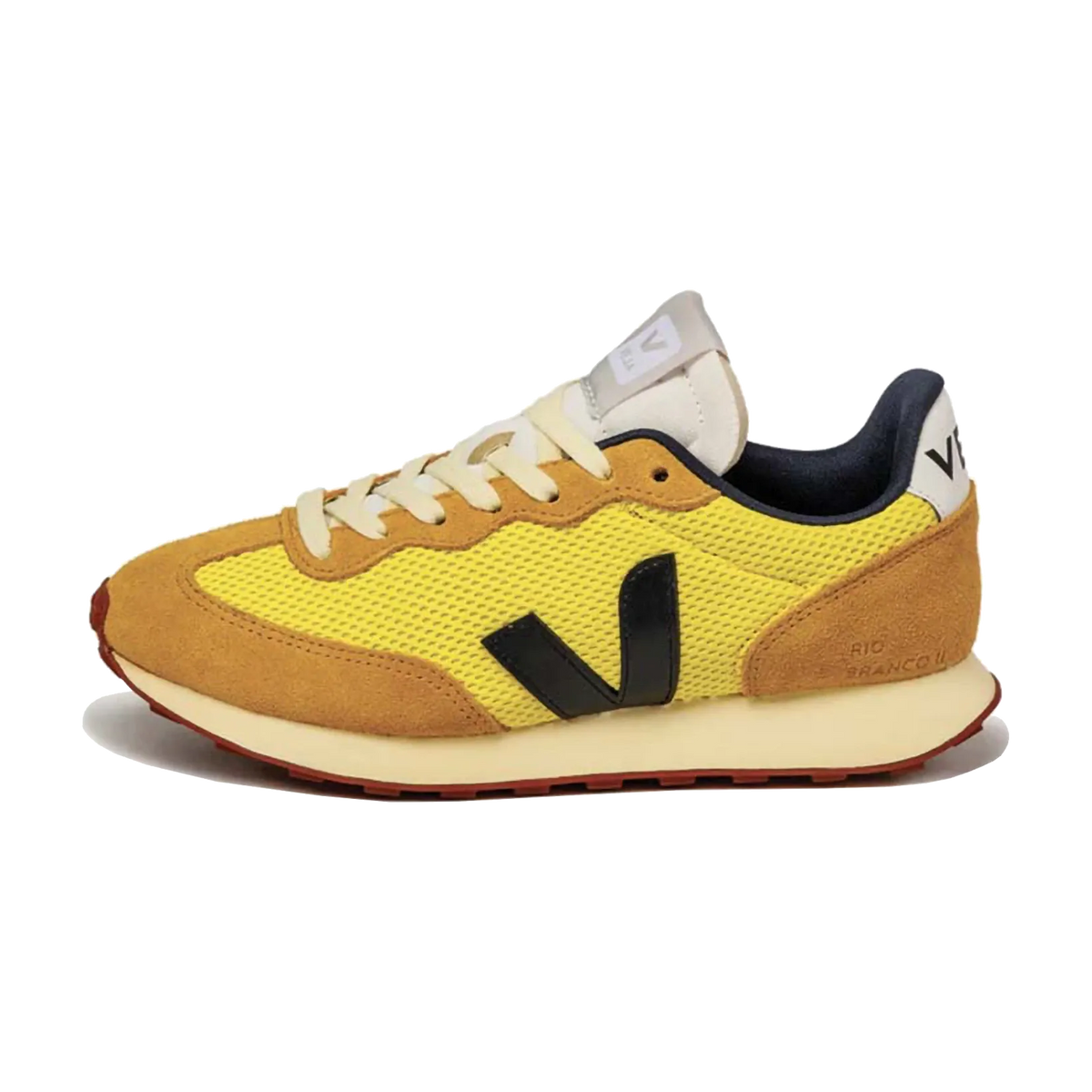 Veja Rio Branco Alveomesh Yellow Tonic Black, zijaanzicht met geel meshuppers, beige suède zijpanelen, zwarte V-logo