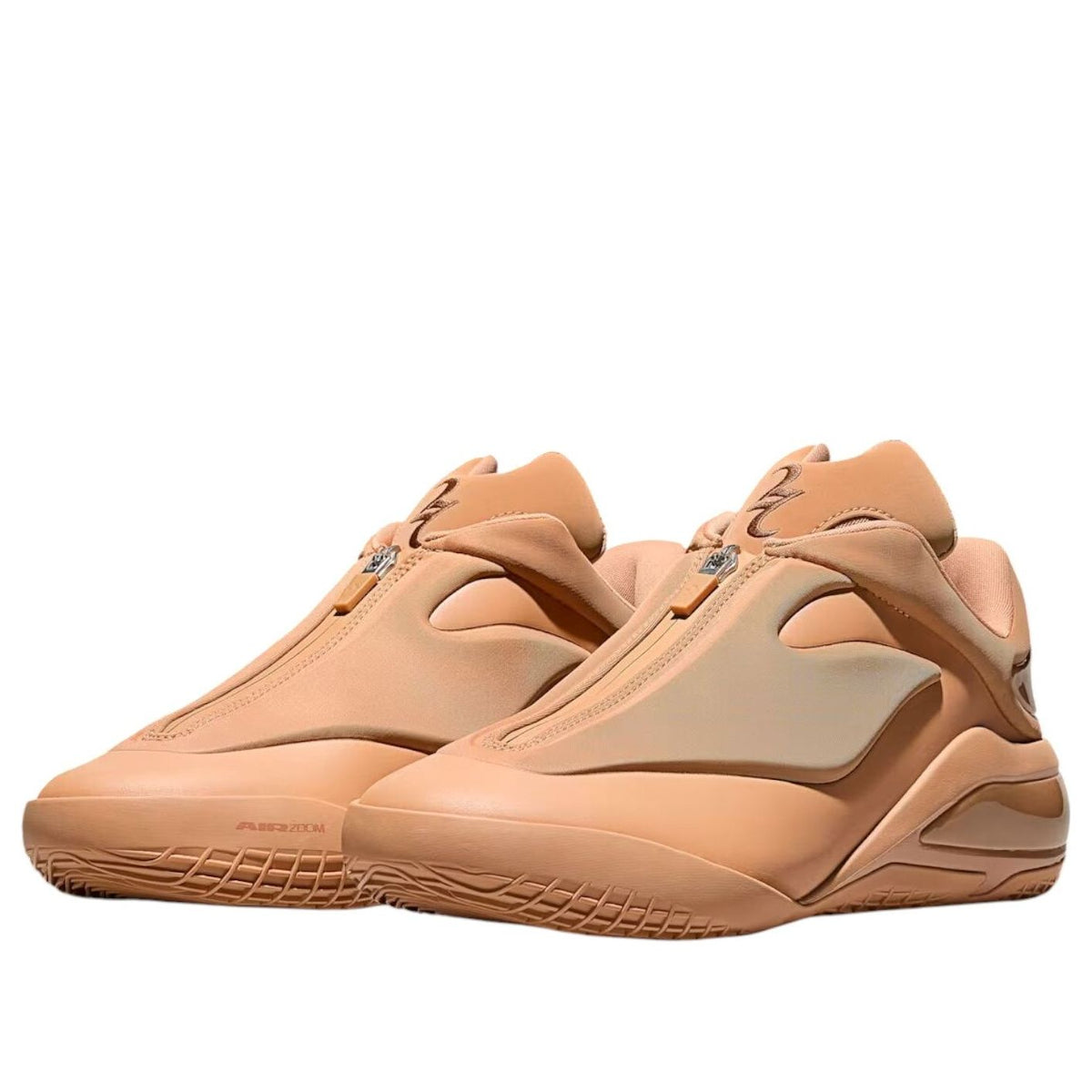 Converse SHAI 001 Hail Clay, paar samen van voren met opvallend padded design en ritssluiting
